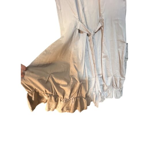 Sleeveless Beige Lagenlook Button-Front Dress With Ruffled Hem & Pockets - Picture 7 of 7